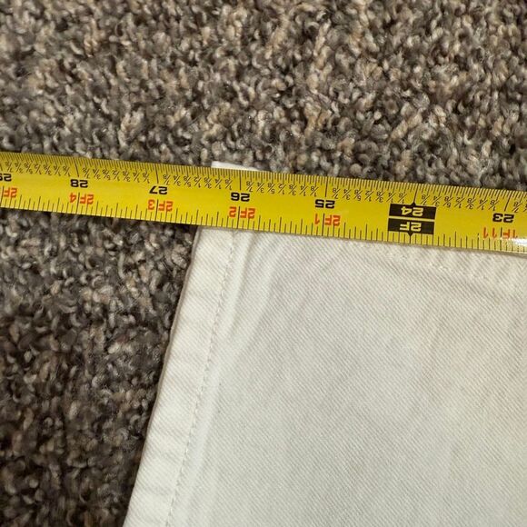 H&M White Wash High Rise Waisted Mom Jeans 4 Straight - Picture 8 of 8